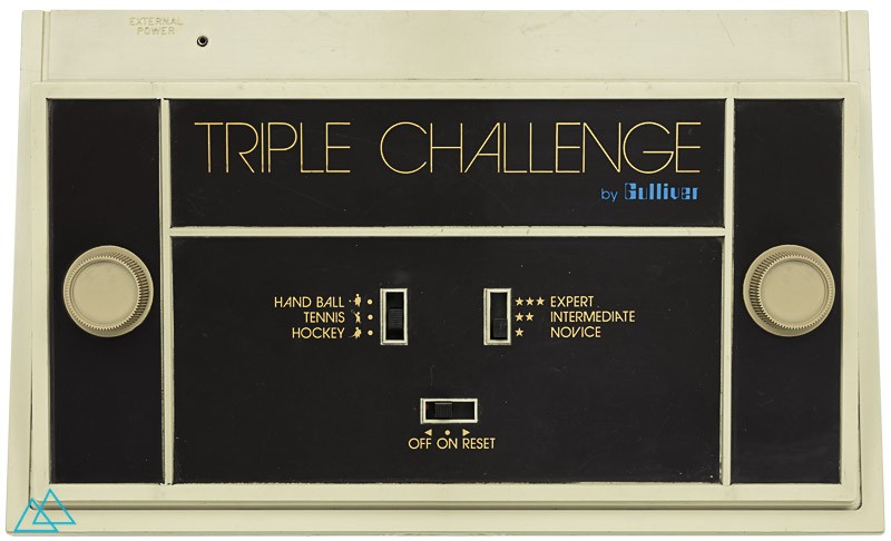 Top view dedicated video game console Gulliver Triple Challenge 7701